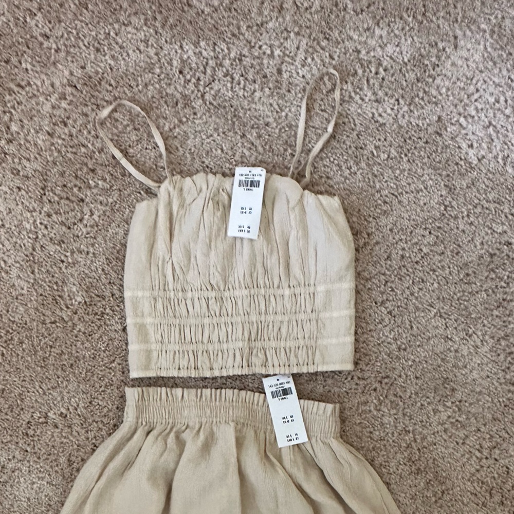 Abercrombie Crinkle Textured Ruched Set Top